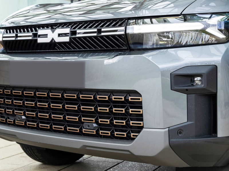 Viitoarele modele Dacia vor avea un consum de 3 l/100 km cu noul motor H12 Concept