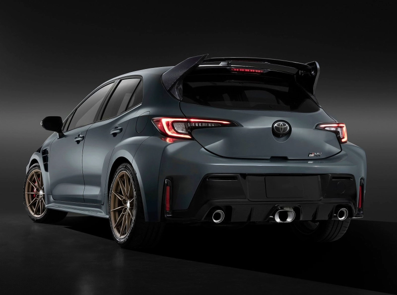 Toyota a Lansat Oficial Noua GRMN Corolla 2026, hot hatch-ul care a speriat Nurburgringul