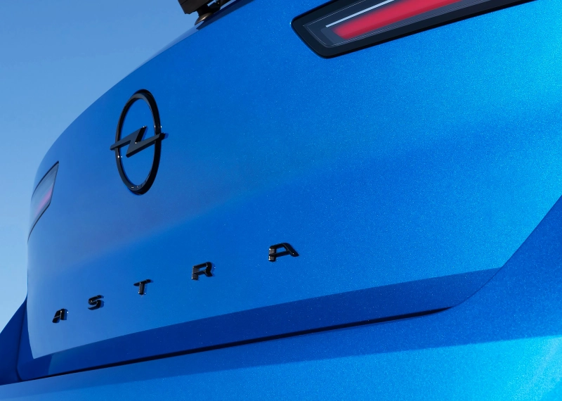 Opel Astra and Corsa switch to STLA ONE architecture. What new models will appear by 2030 and how much will they cost in Romania