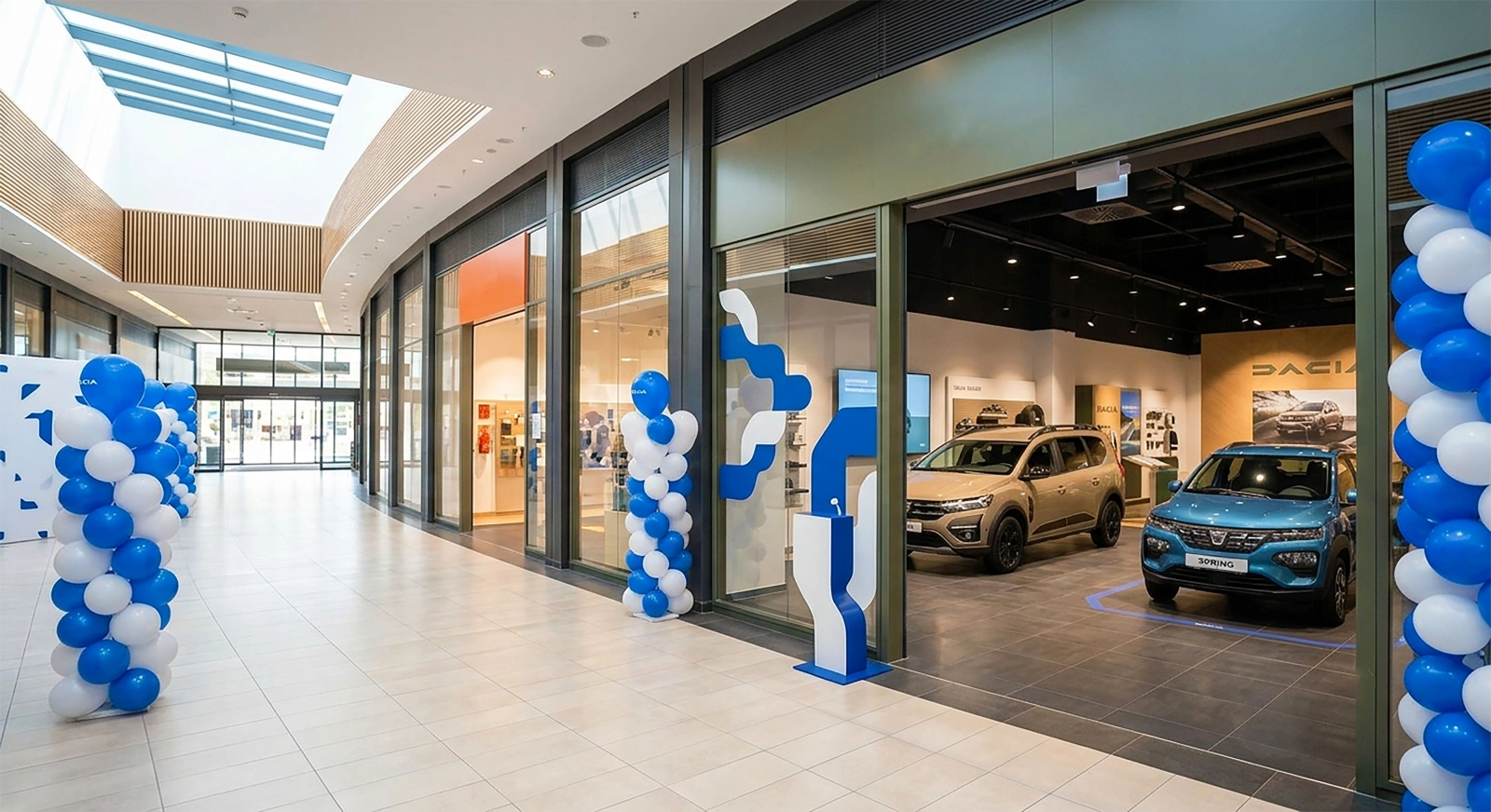 Dacia își extinde prezența urbană - Primul City Store din Timișoara a fost inaugurat în Iulius Town