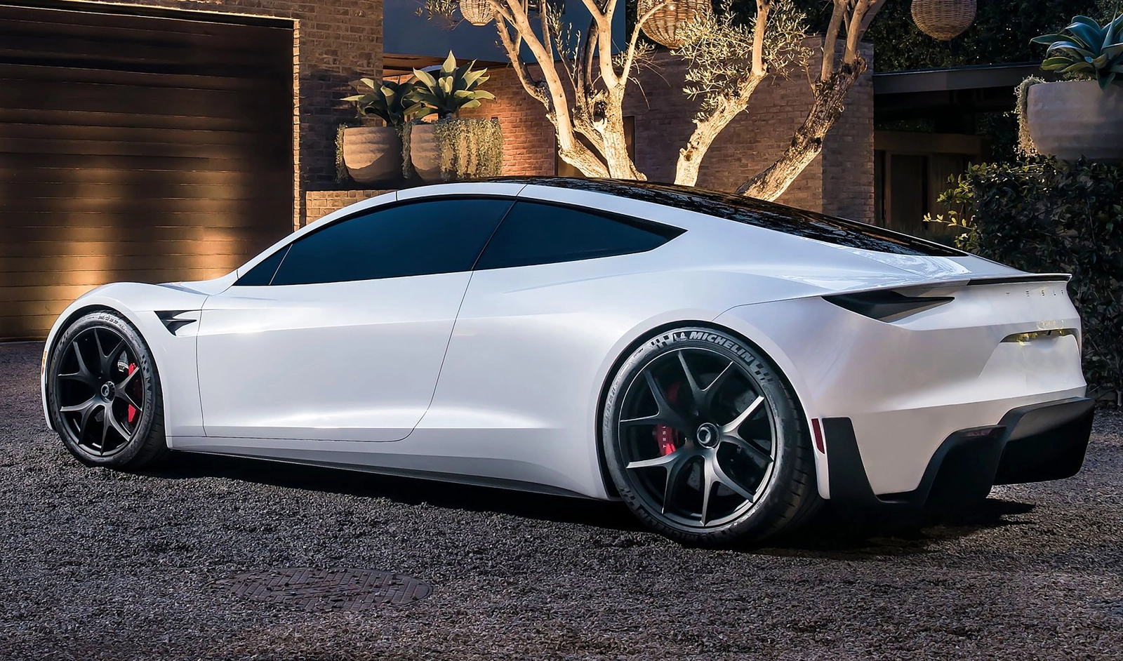 După 9 ani de la primul concept, Tesla confirmă lansarea versiunii de serie pentru modelul Roadster pe 1 octombrie