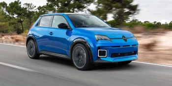 Renault 5 E-Tech tocmai a fost dezvaluit la salonul auto de la Geneva