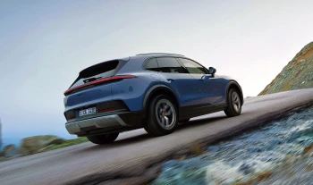 Porsche lansează Cayenne S Electric, varianta cu cea mai mare autonomie din gamă 653 km