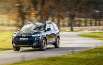 Vânzările de mașini noi în România în scădere de 19% după primele trei luni dar în creștere în martie