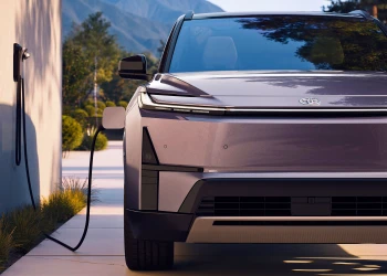 Toyota pregătește baterii de nouă generație din 2027 - ce înseamnă pentru hibrizi și cum stă marca pe piața din România