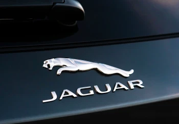 Jaguar Land Rover reduce 4.000 de locuri de muncă printr-un program masiv de plecări voluntare