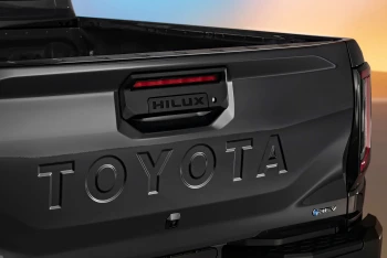 Toyota Hilux cu hidrogen devine realitate, versiunea FCEV va fi lansată în 2028