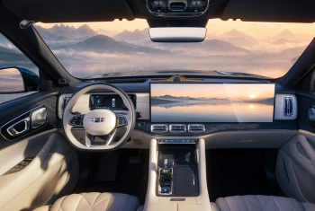 China introduce reguli stricte pentru ecranele auto, display-urile gigant și cele flexibile riscă interzicerea dacă distrag atenția șoferului